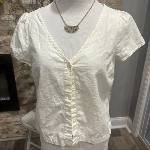 GAP Cream Button-Up V-Neck Blouse - Picture 2 of 3